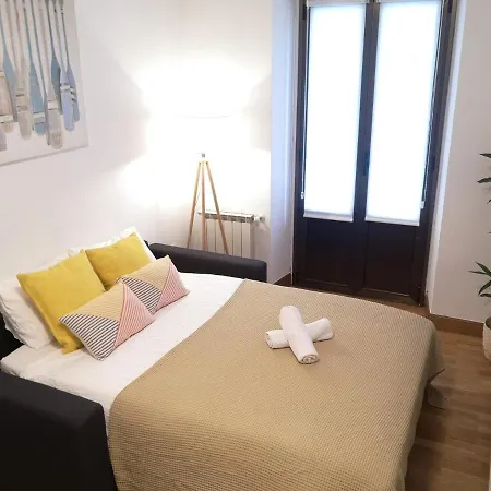 Amplio Y A Pie De Playa La Concha *