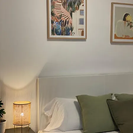 Amplio Y A Pie De Playa La Concha Apartman