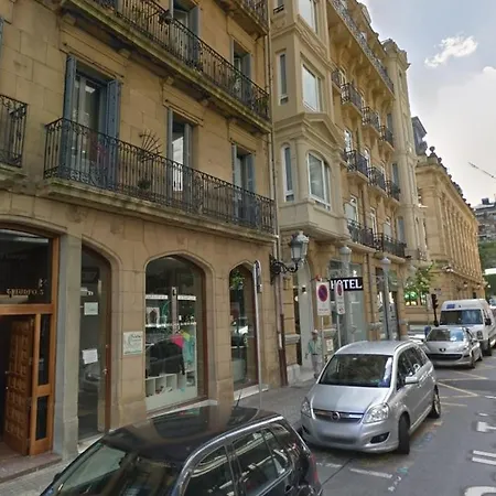 Apartman Amplio Y A Pie De Playa La Concha San Sebastián