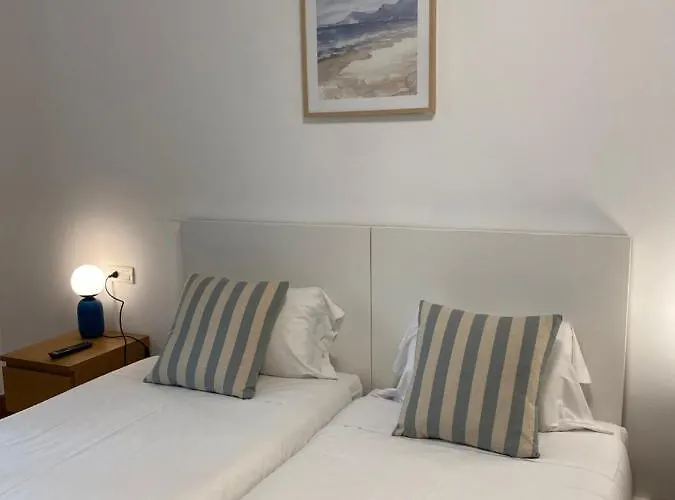 Amplio Y A Pie De Playa La Concha * San Sebastian