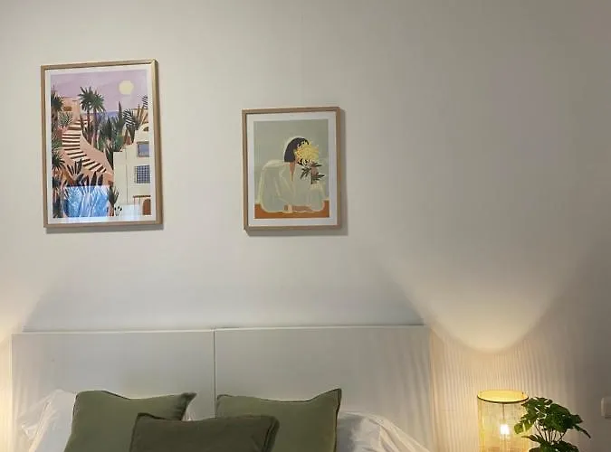 Amplio Y A Pie De Playa La Concha Apartment